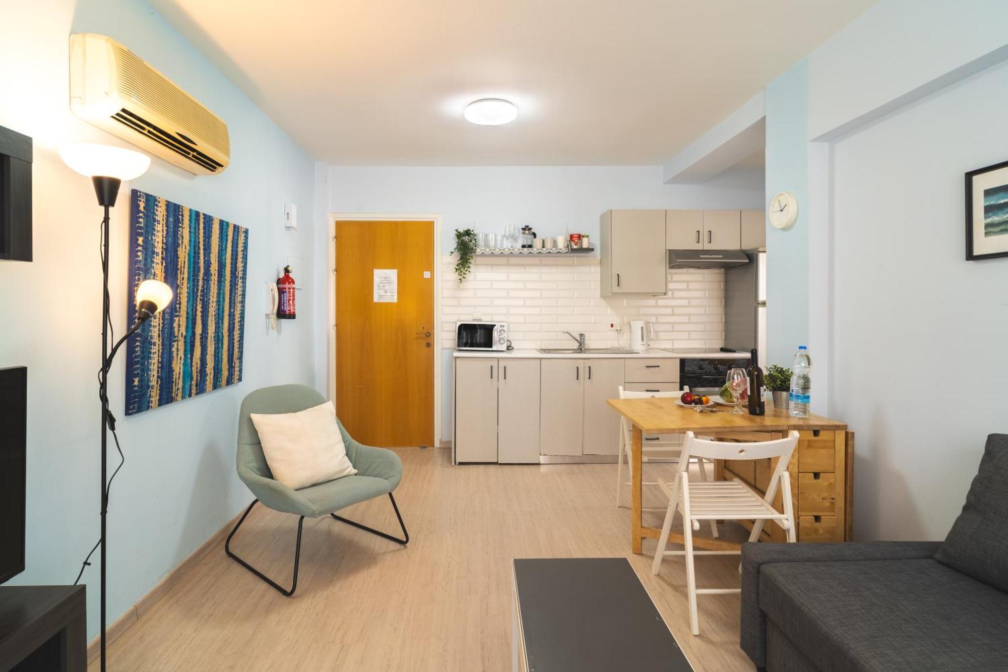 Helios Mackenzie One Bedroom Flat Ларнака Екстериор снимка